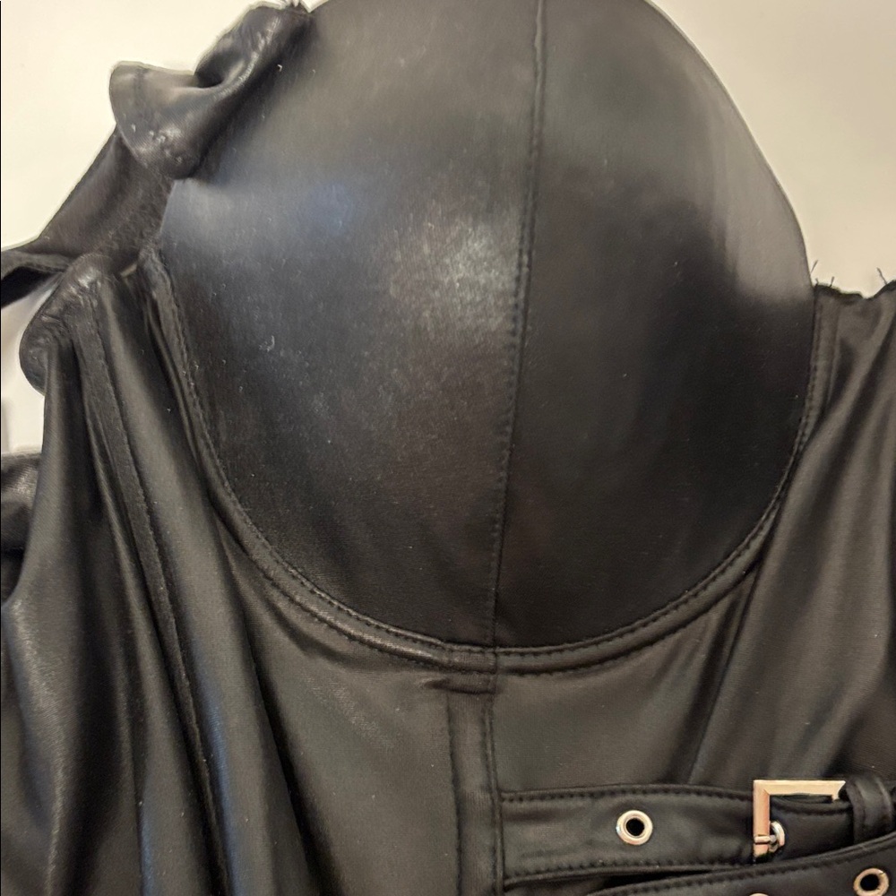 Black Faux Leather Corset with Buckle Details - Picture 3 of 6